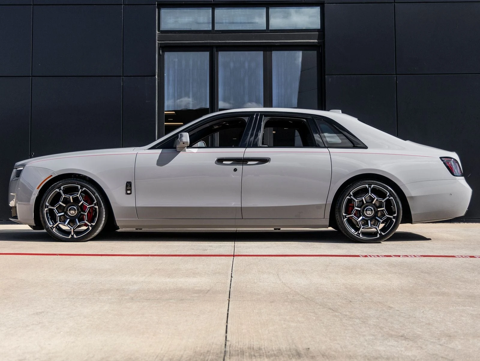 2027 Rolls-Royce Ghost Black Badge Series II, 2/20