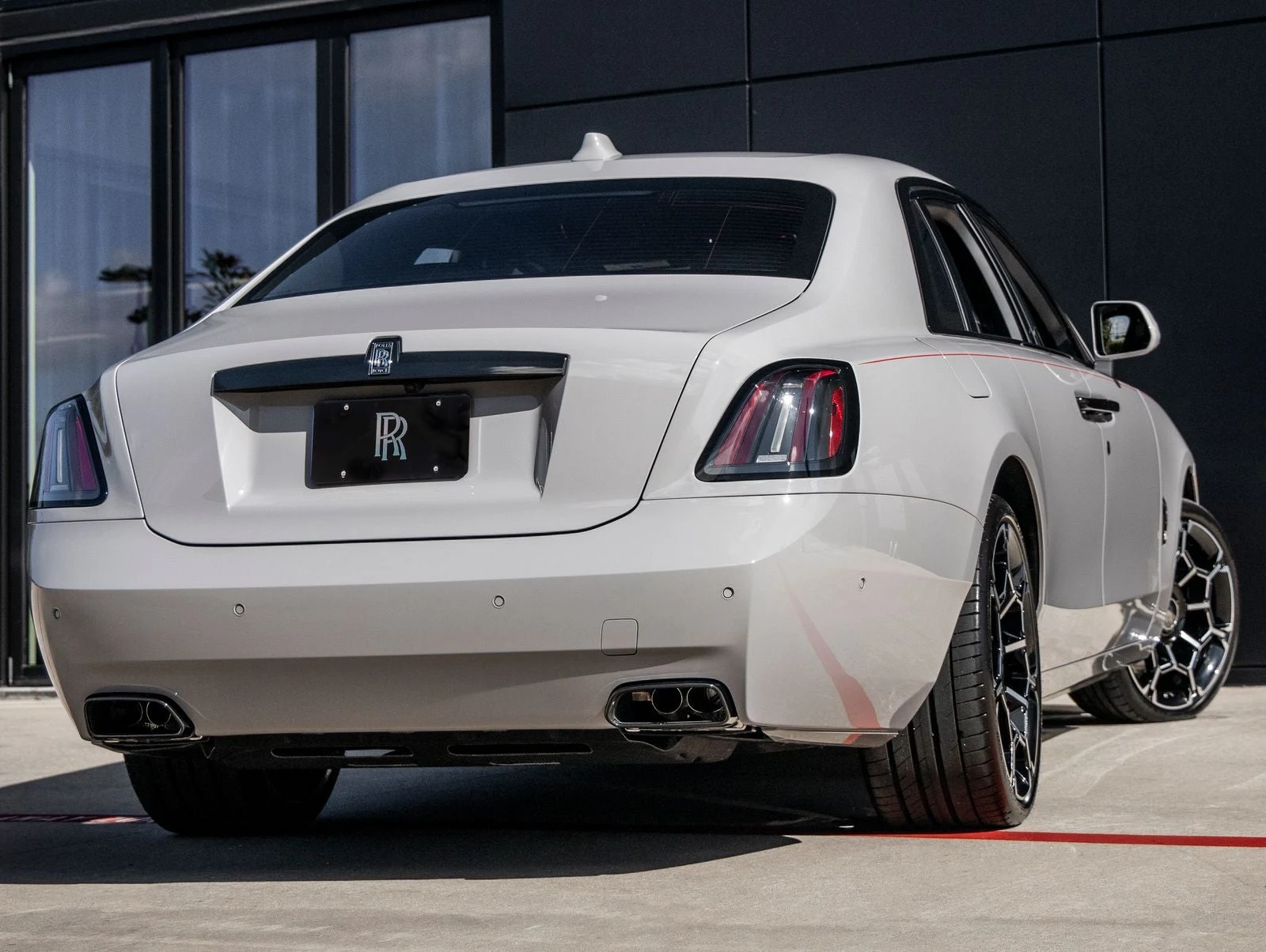 2027 Rolls-Royce Ghost Black Badge Series II, 3/20