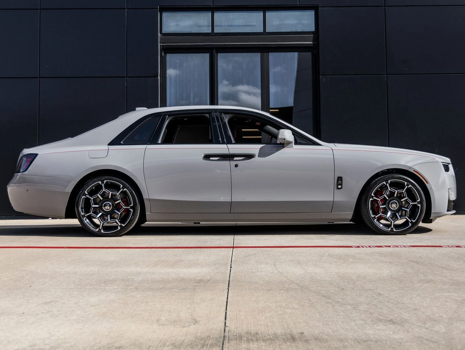 2027 Rolls-Royce Ghost Black Badge Series II, 12/20