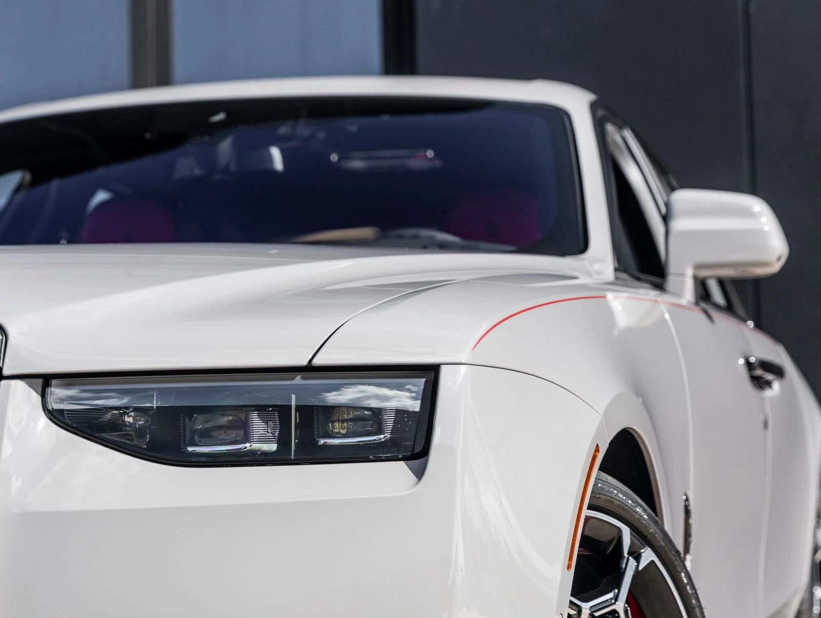 2027 Rolls-Royce Ghost Black Badge Series II, 18/20