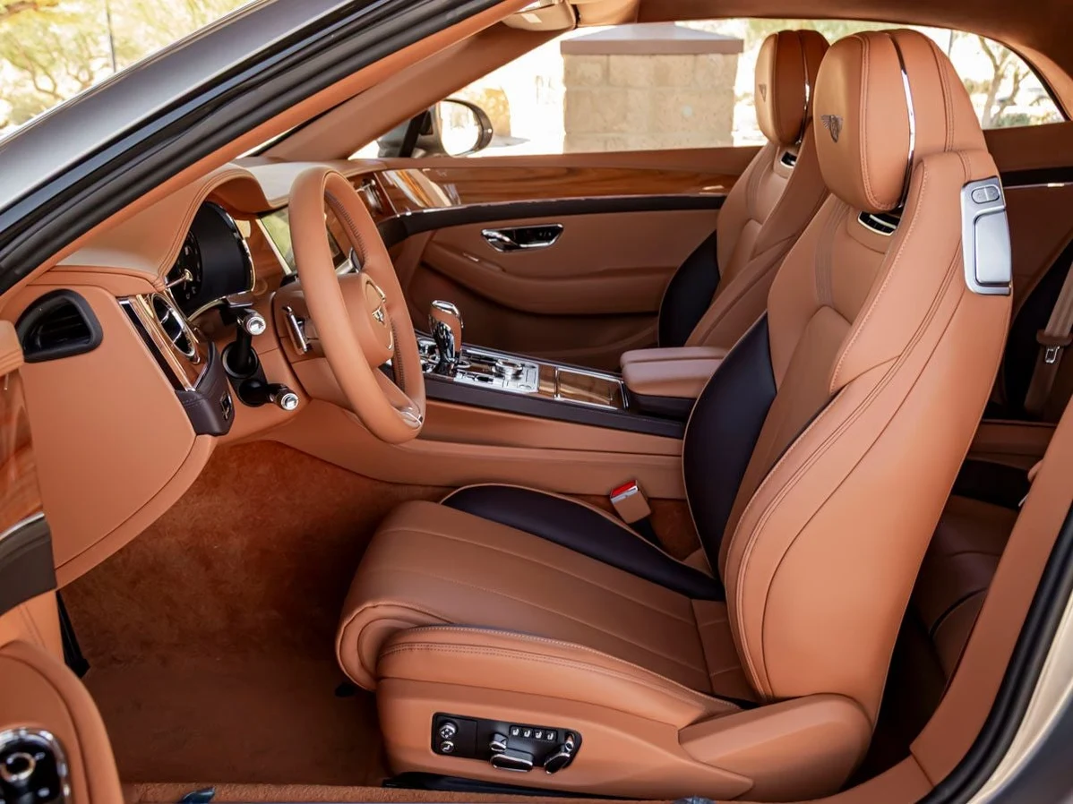 2026 Bentley Continental GTC V8 High Performance Hybrid (4th Generation), 2/20