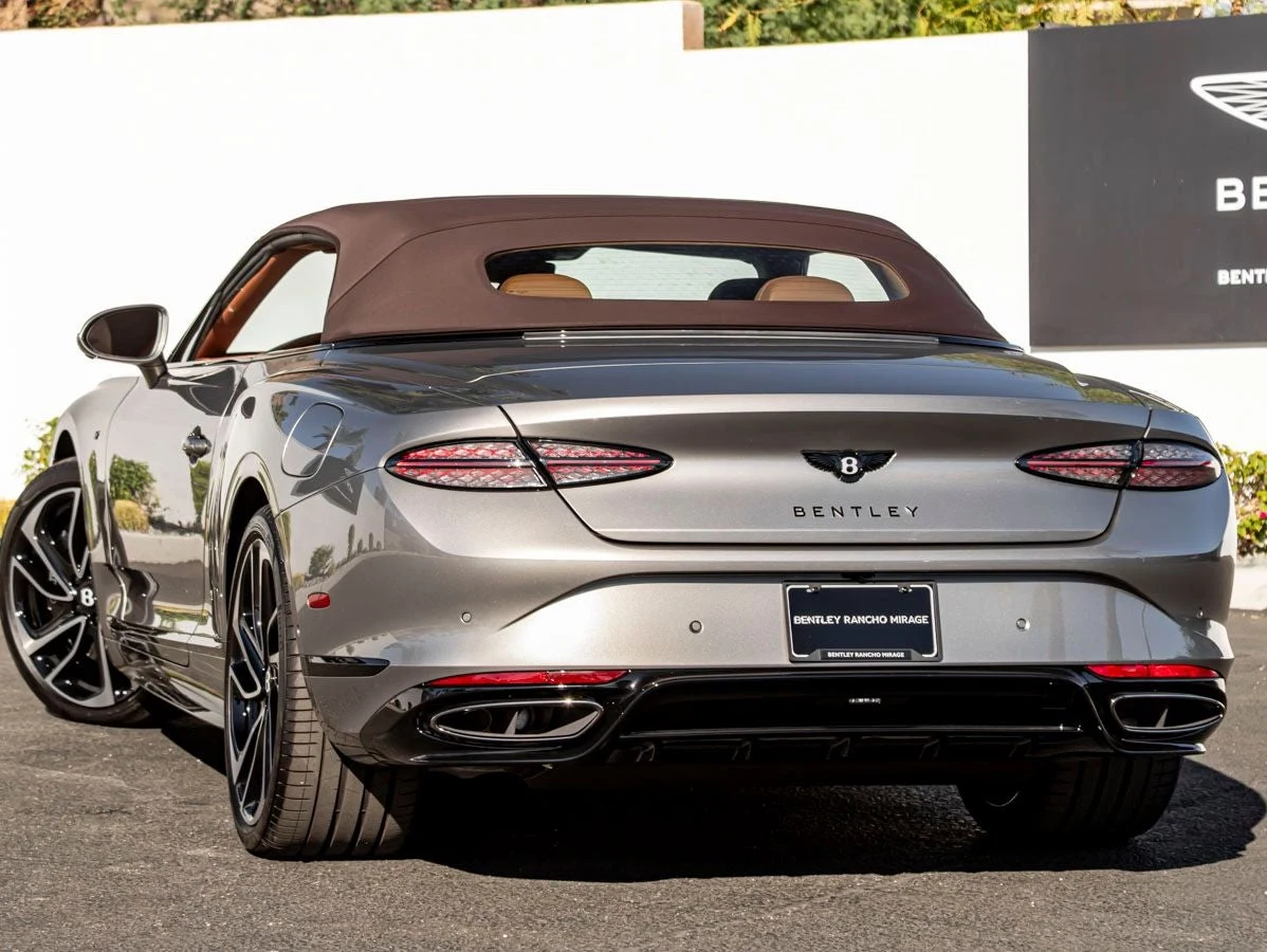 2026 Bentley Continental GTC V8 High Performance Hybrid (4th Generation), 3/20