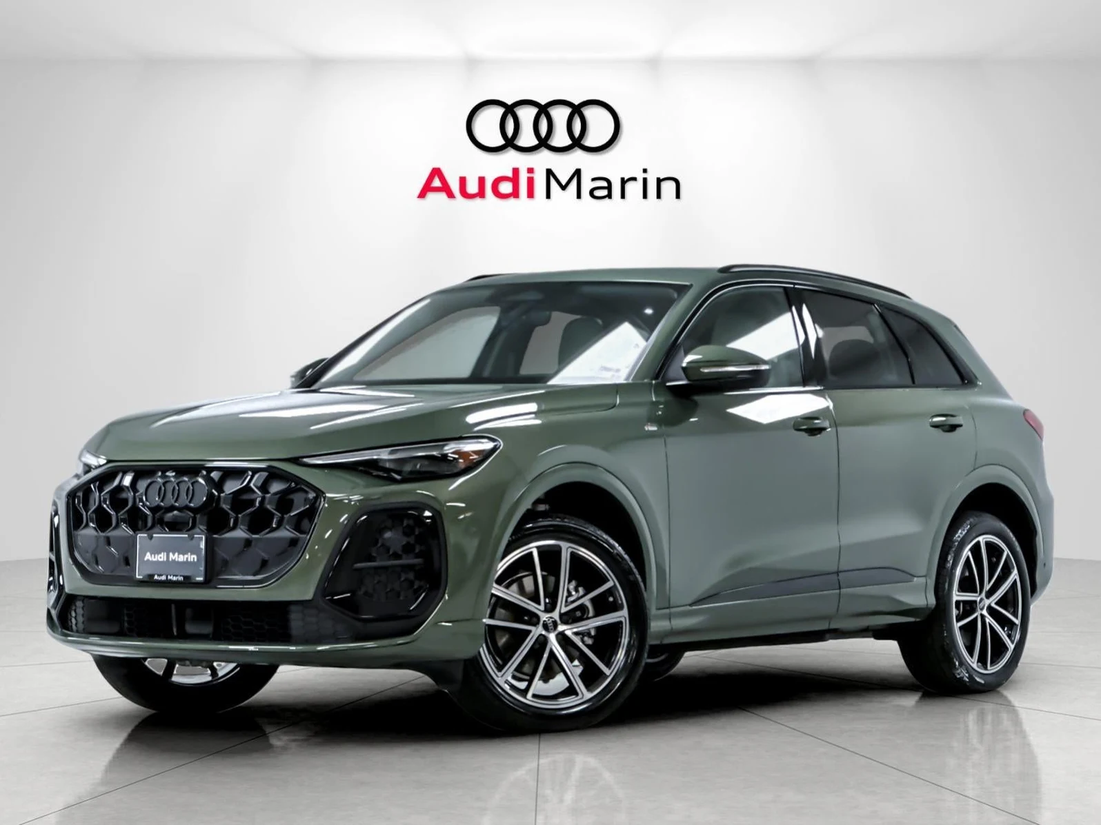 Audi Q5 Premium Plus (GU) · District Green Metallic · Indigo Auto Group
