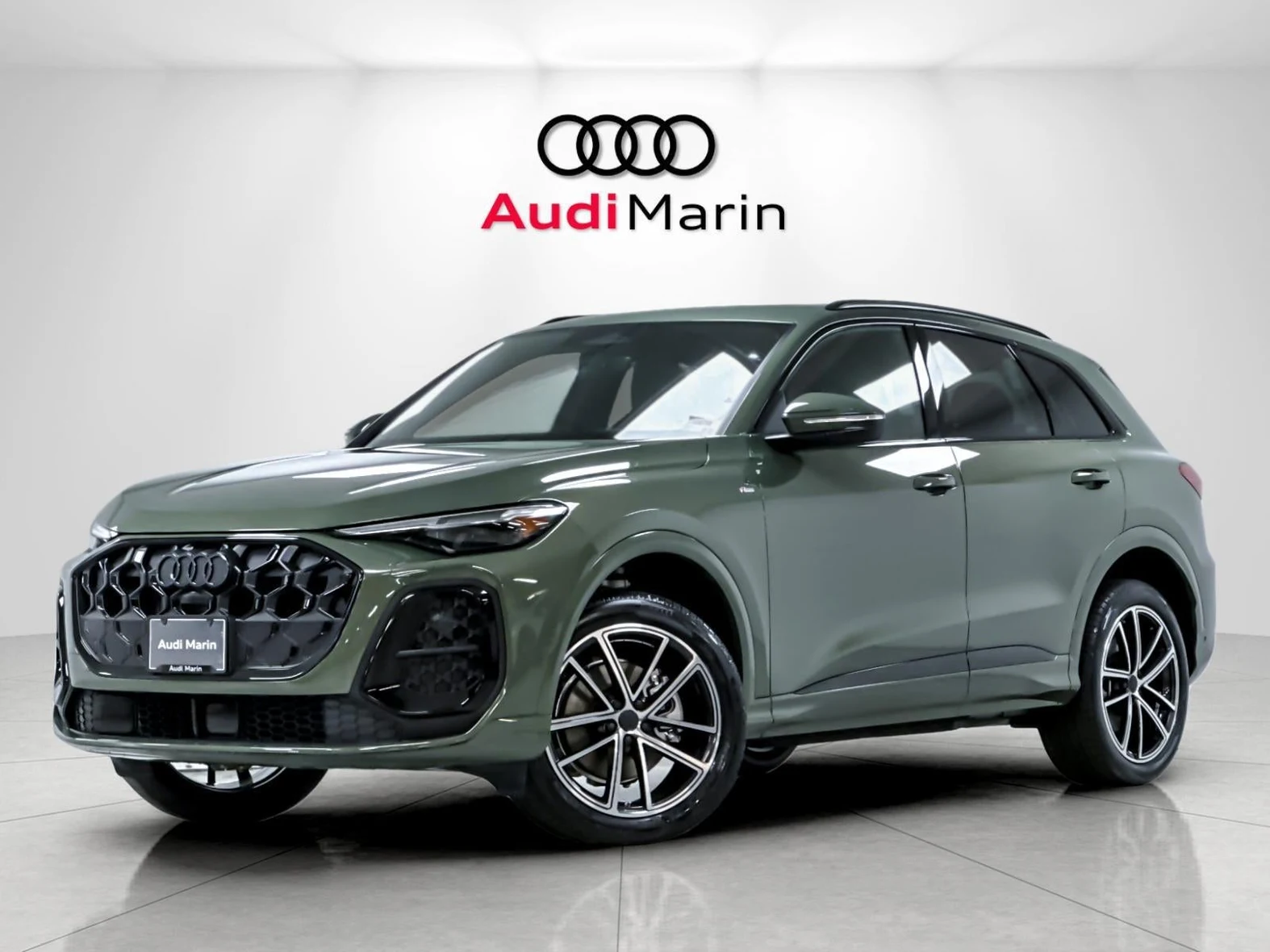 Audi Q5 Premium Plus (GU) · District Green Metallic · Indigo Auto Group