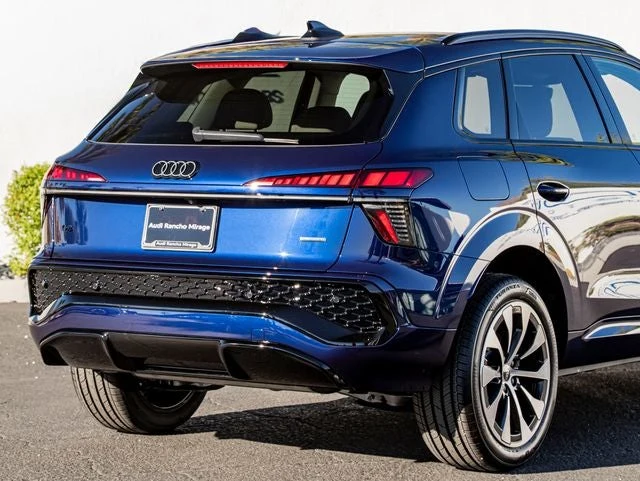 2026 Audi Q3 S line quattro (FJ), 7/20