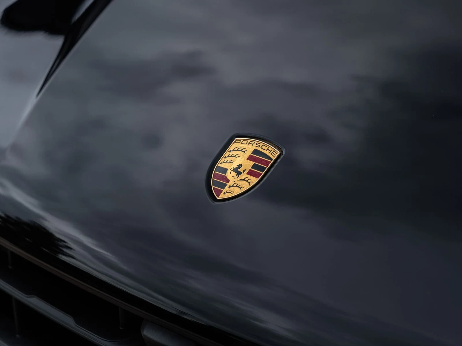 2026 Porsche Macan (95B), 19/20