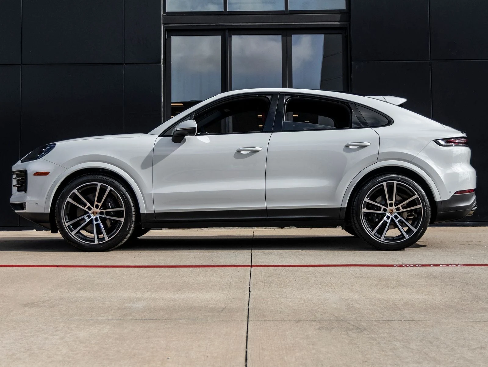 2026 Porsche Cayenne Coupé (3rd Generation), 2/20