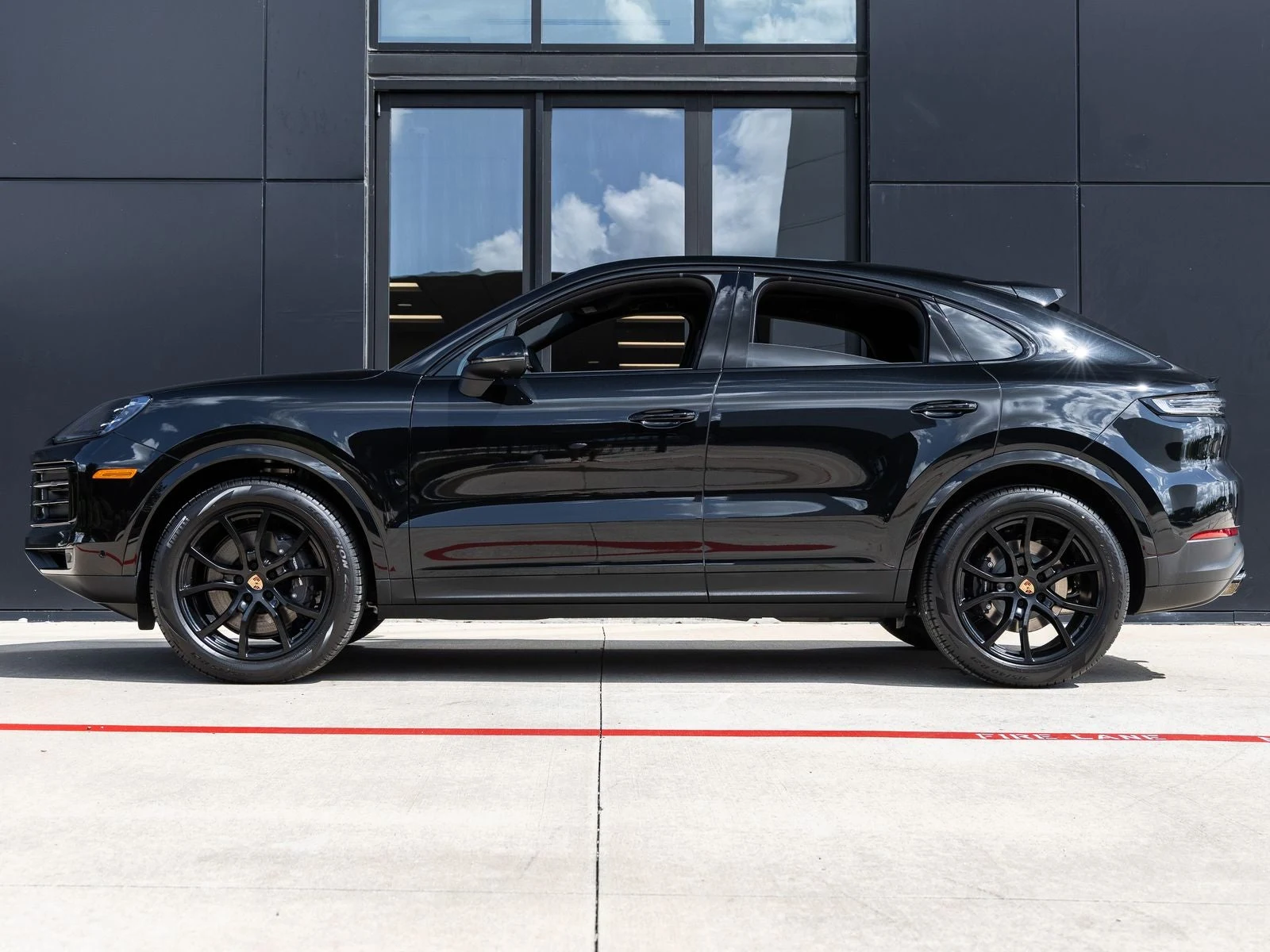 2026 Porsche Cayenne Coupé (3rd Generation), 2/20