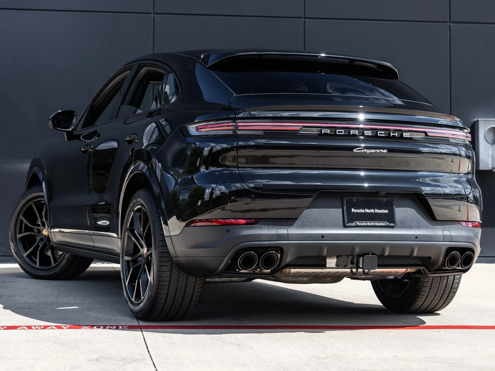 2026 Porsche Cayenne Coupé (3rd Generation), 3/20