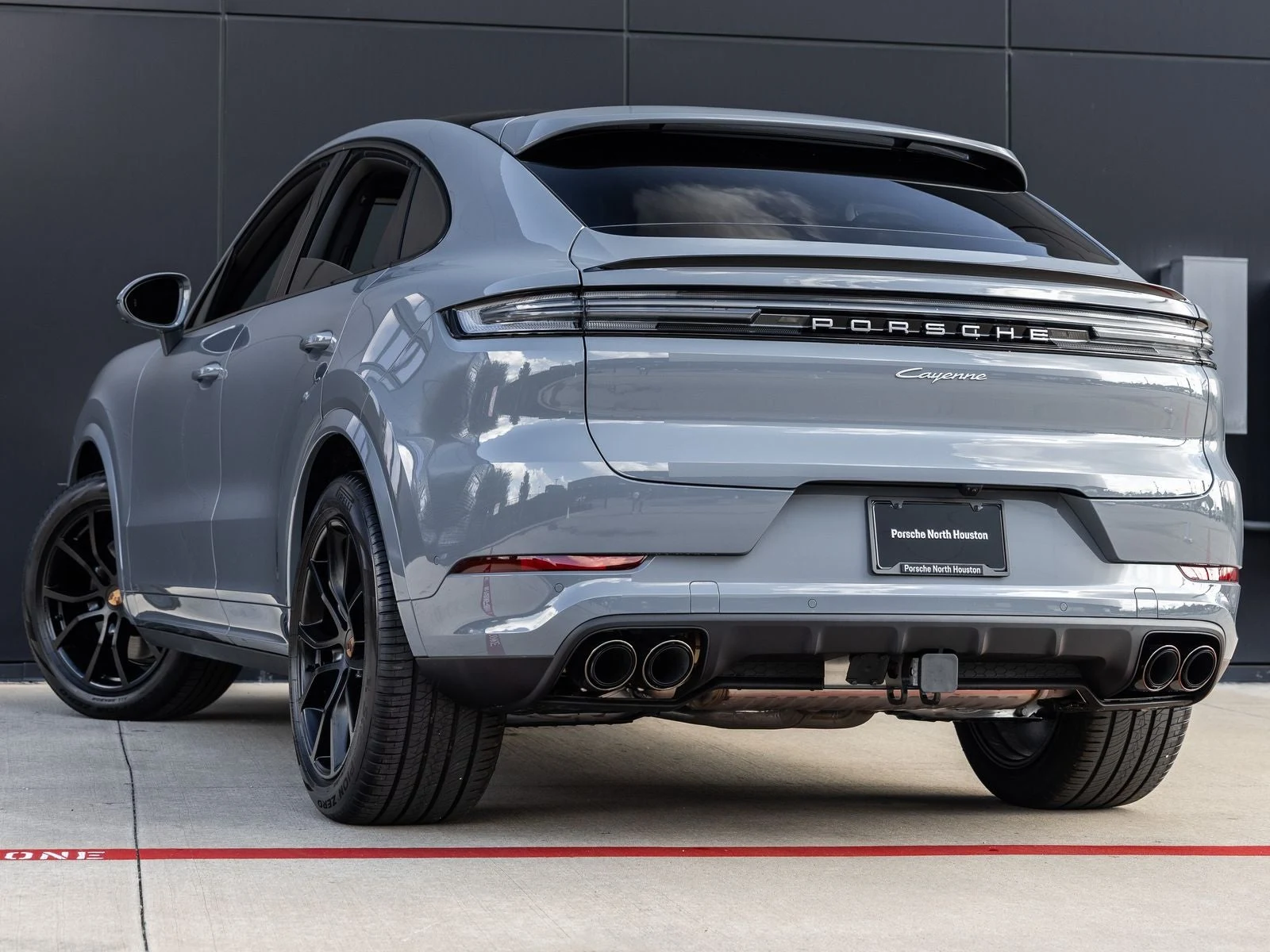 2026 Porsche Cayenne Coupé (3rd Generation), 3/20