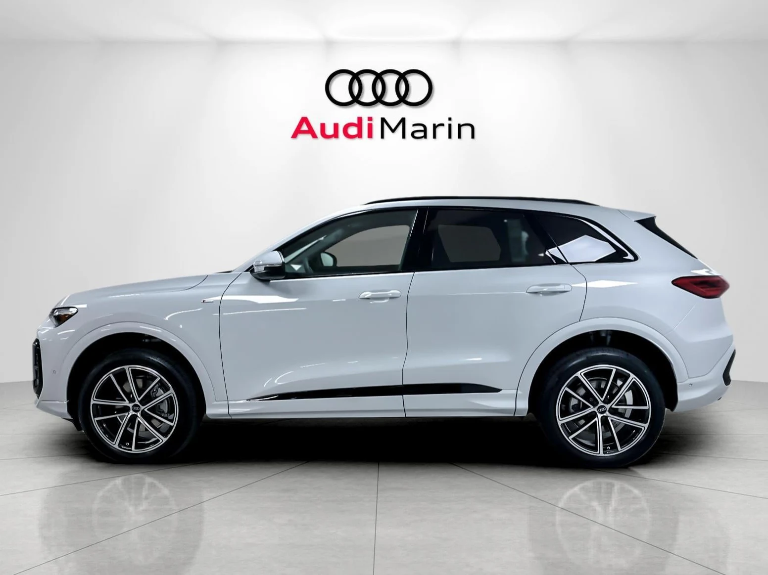 2026 Audi Q5 Premium Plus (GU), 2/20
