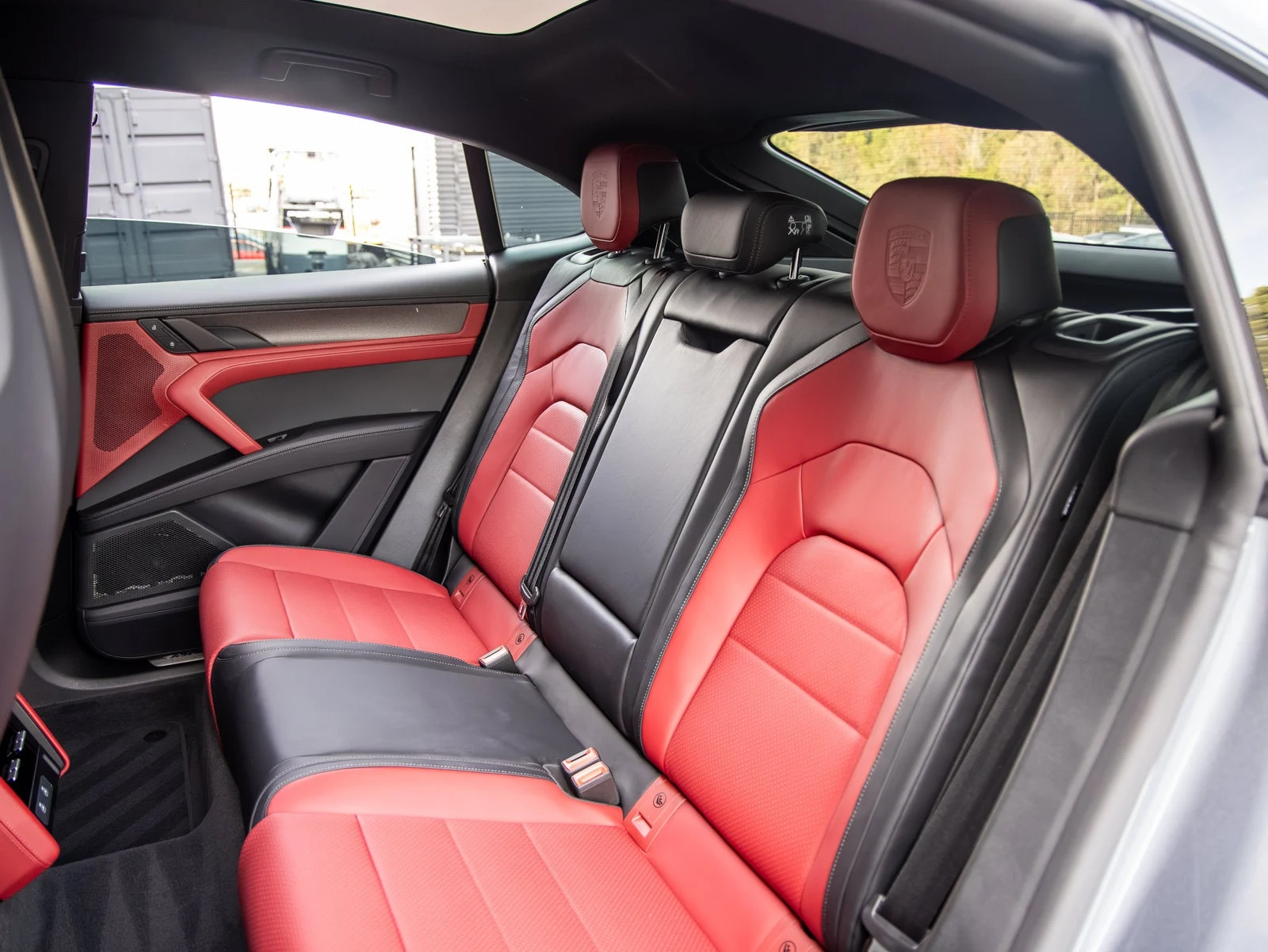 2026 Porsche Cayenne Coupé Electric (E4), 18/20