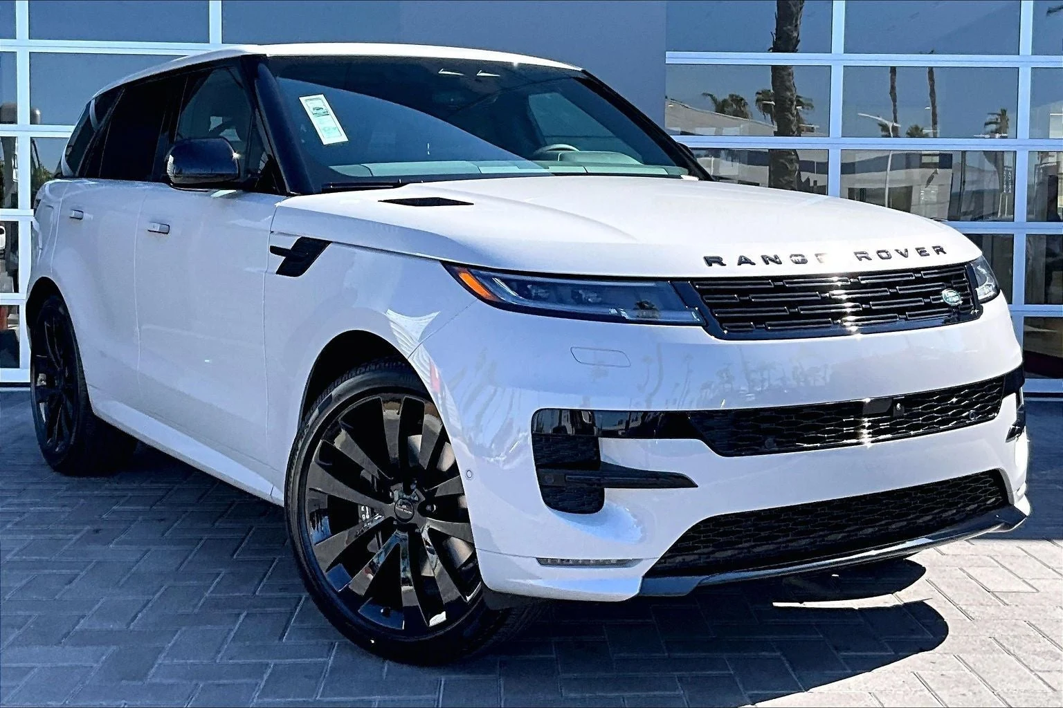 2026 Land Rover Range Rover Sport Dynamic SE (L461), 2/14