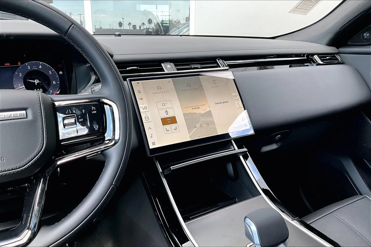 2026 Land Rover Range Rover Velar P250 Belgravia Edition (L560), 7/14