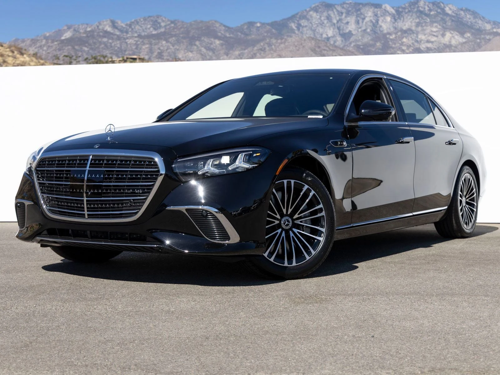 Mercedes-Benz S 500 4MATIC (W223) · black · Indigo Auto Group