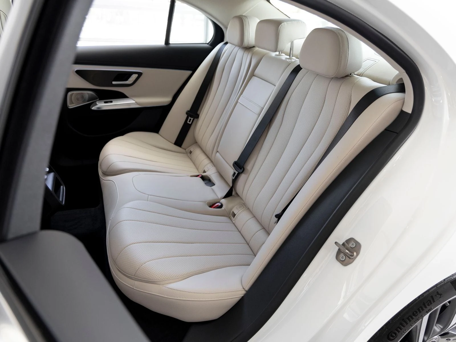2027 Mercedes-Benz E 350 (W214), 19/20
