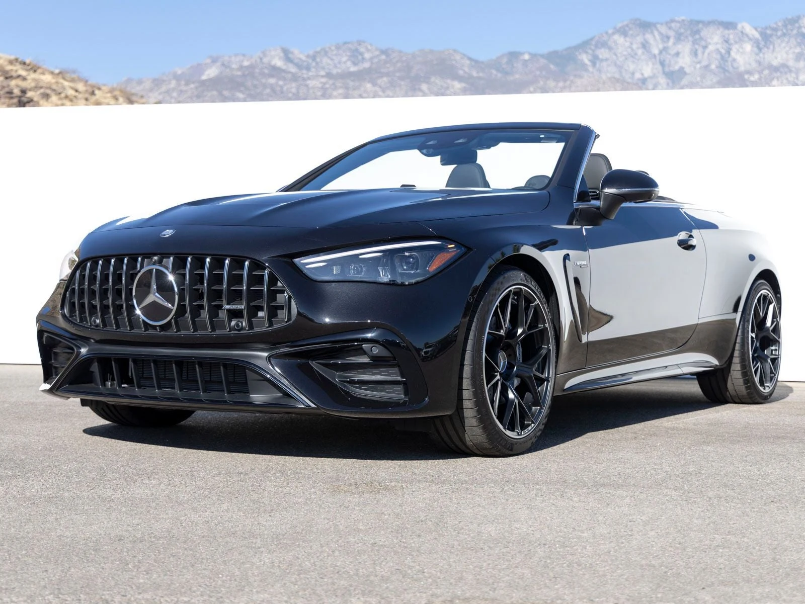 2027 Mercedes-Benz AMG CLE 53 4MATIC Cabriolet (A236), 2/20