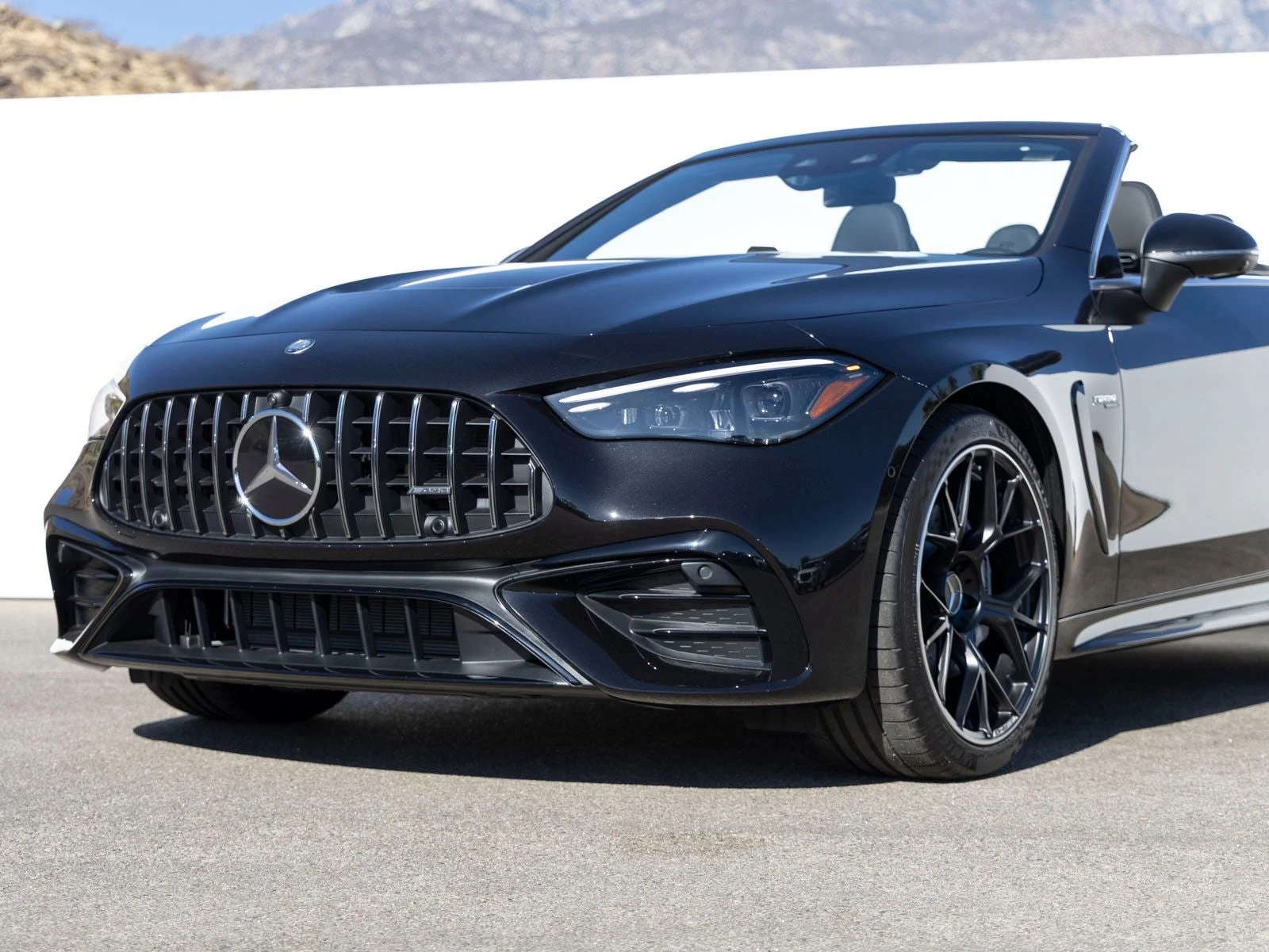 2027 Mercedes-Benz AMG CLE 53 4MATIC Cabriolet (A236), 3/20