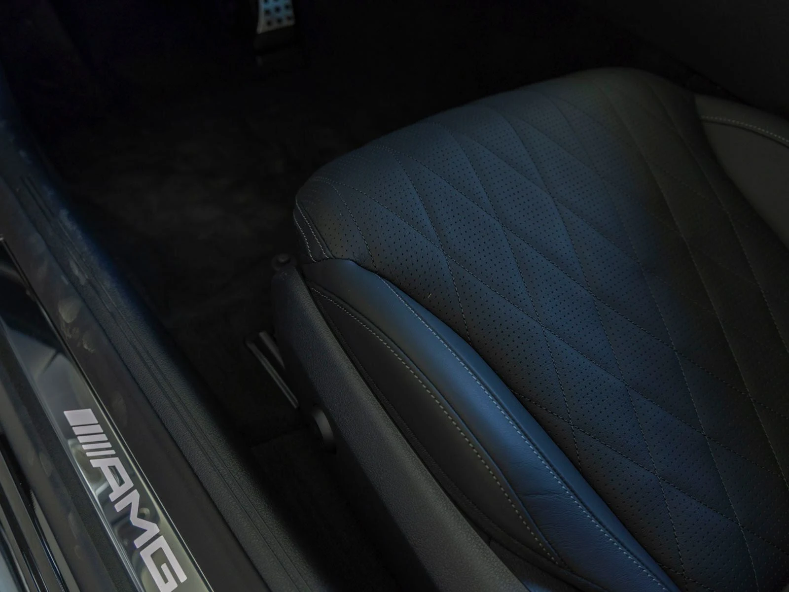 2027 Mercedes-Benz AMG CLE 53 4MATIC Cabriolet (A236), 15/20