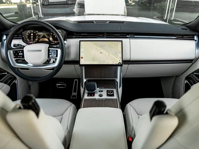 2027 Land Rover Range Rover SE (L460), 18/20