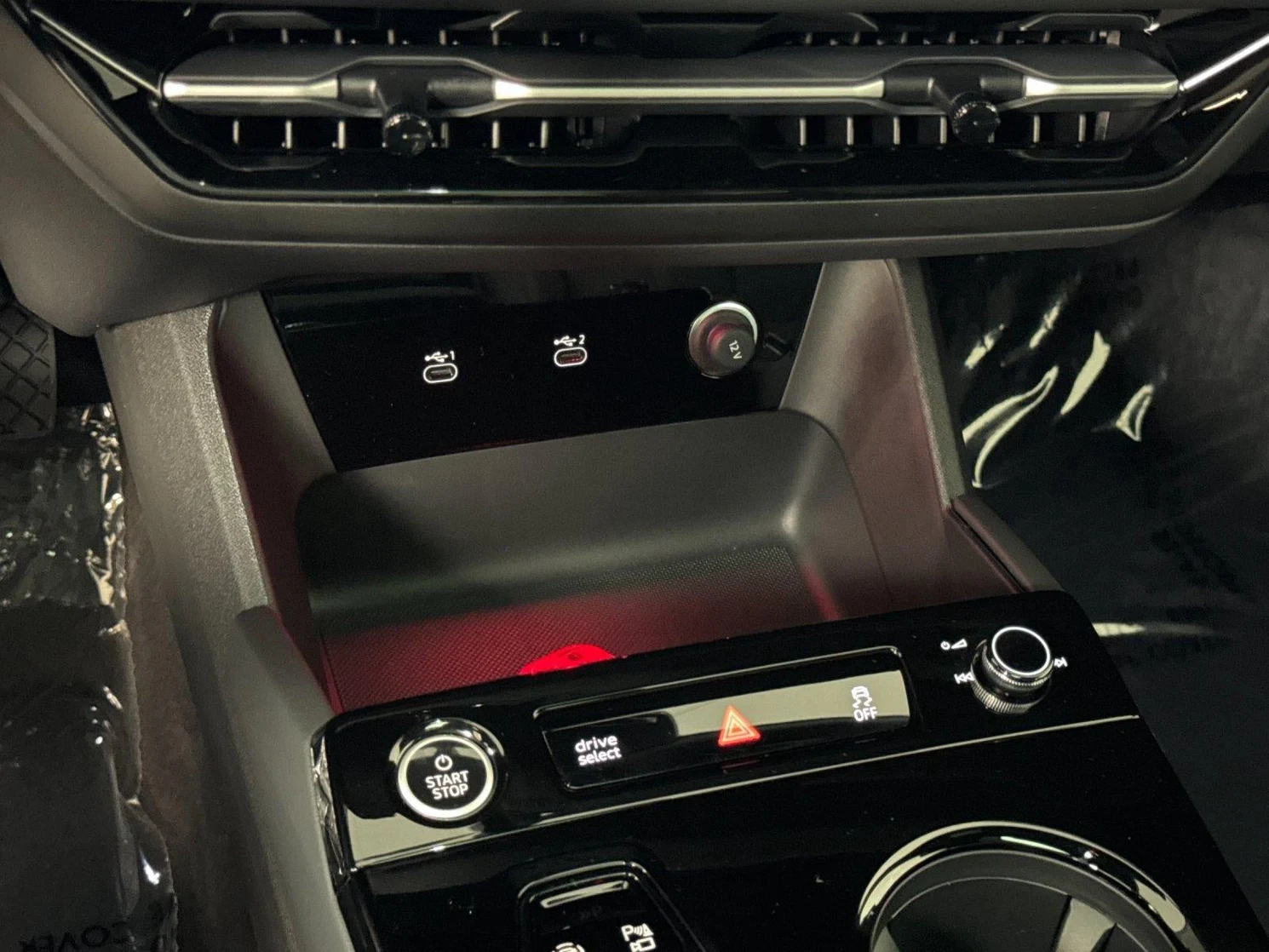 2027 Audi Q6 e-tron Sportback Premium Plus, 20/20