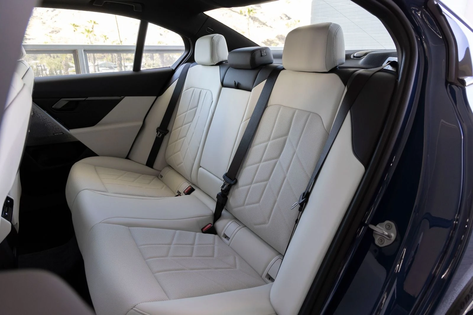2027 BMW i5 eDrive40 (G60), 20/20