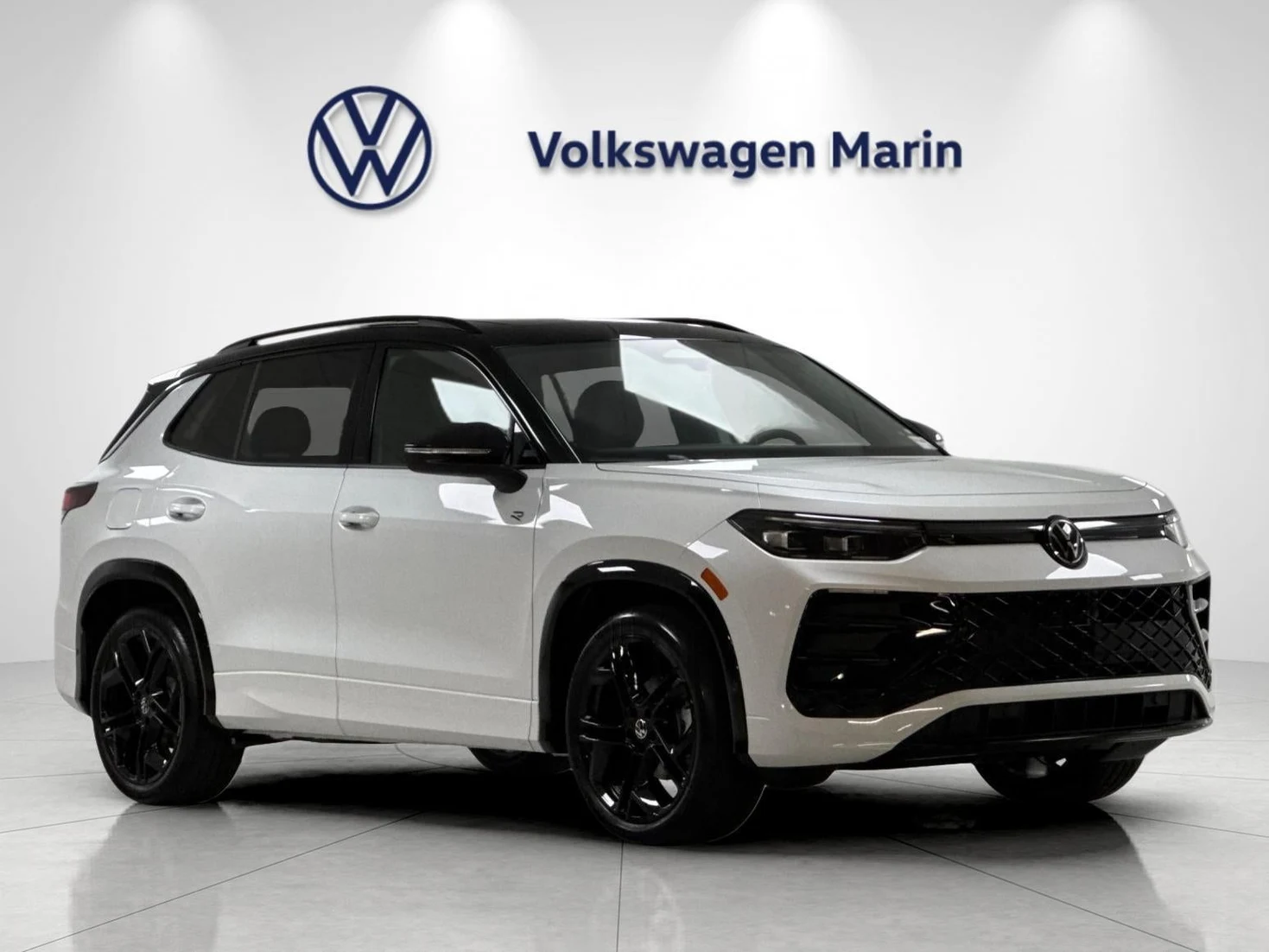 2026 Volkswagen Tiguan SE R-Line Black (3rd Generation North America), 7/20