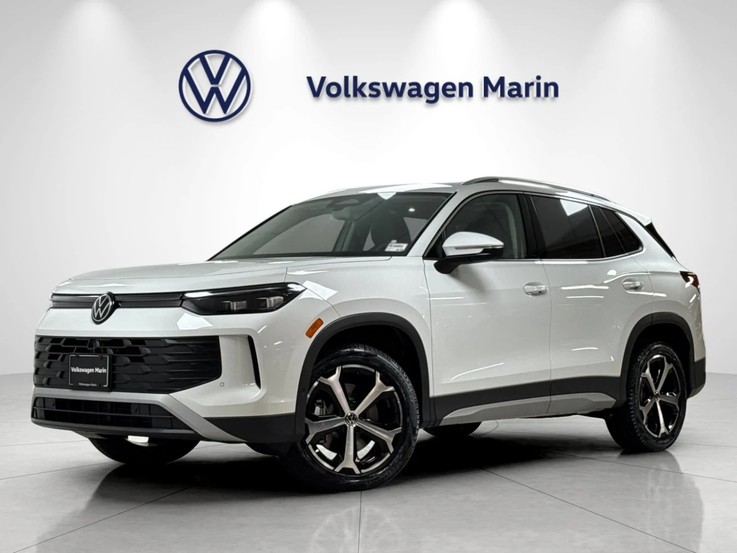 Volkswagen Tiguan SE (3rd Generation North America) · Pure White · Indigo Auto Group