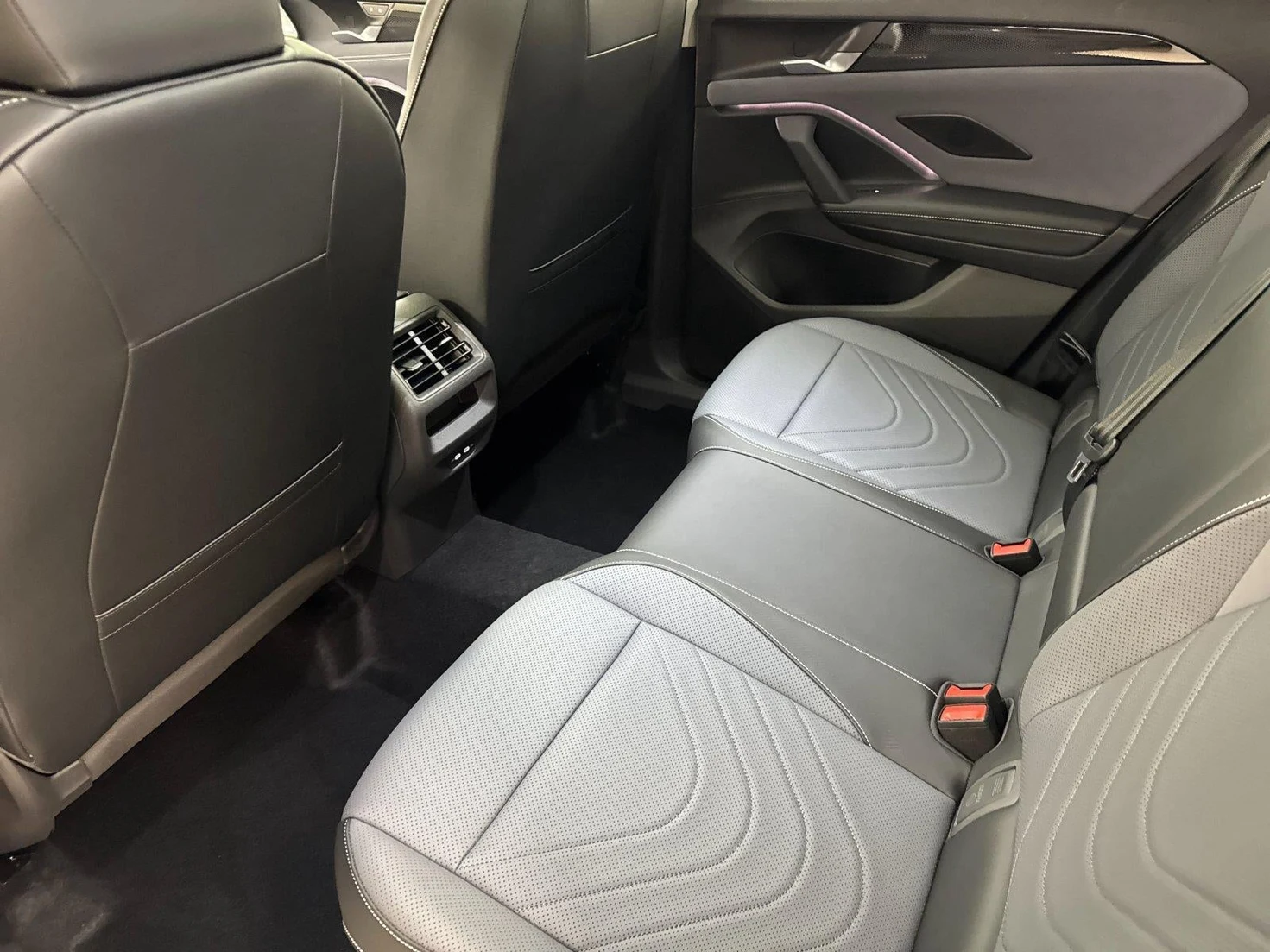 2026 Volkswagen Tiguan SE (3rd Generation North America), 11/20