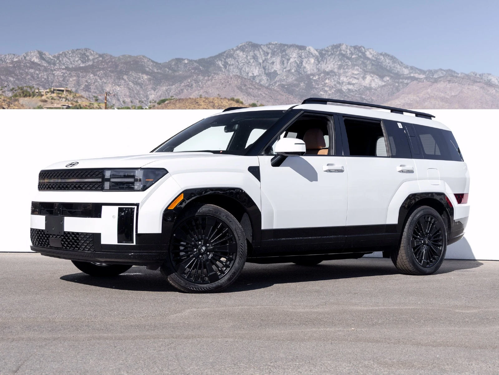 Hyundai Santa Fe Hybrid Calligraphy (MX5) · Serenity White · Indigo Auto Group