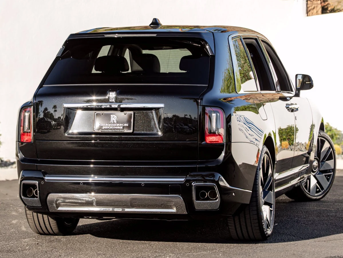 2027 Rolls-Royce Cullinan Series II, 2/20