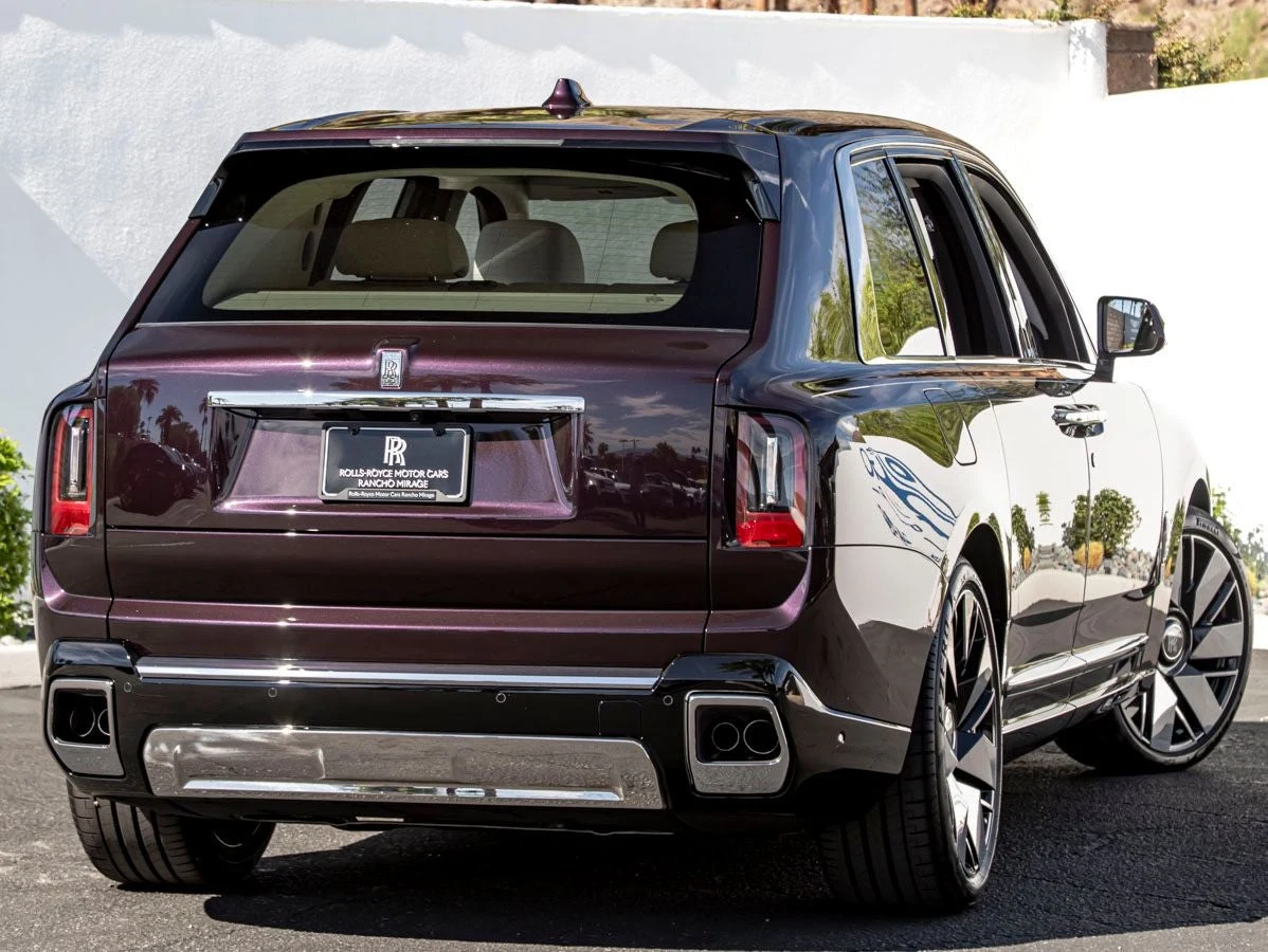 2027 Rolls-Royce Cullinan Series II, 2/20