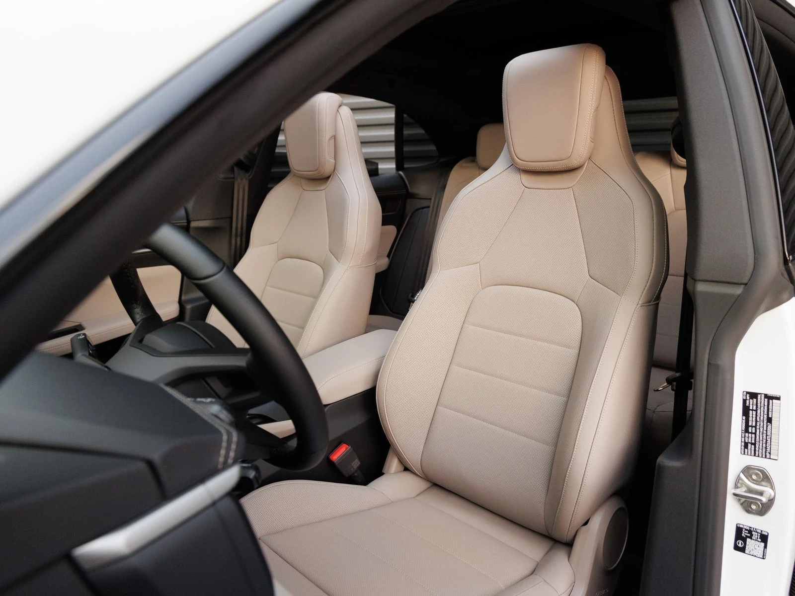 2026 Porsche Macan 4 Electric (XAB), 5/20