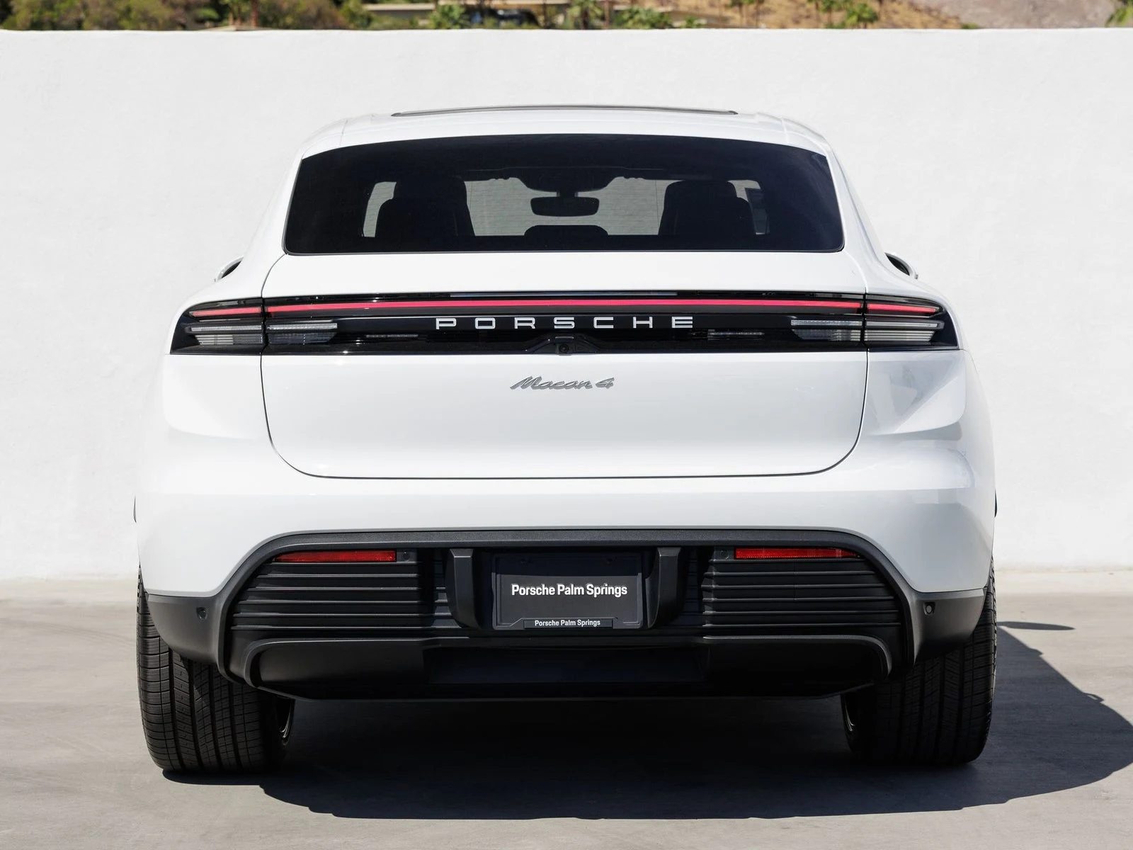 2026 Porsche Macan 4 Electric (XAB), 6/20