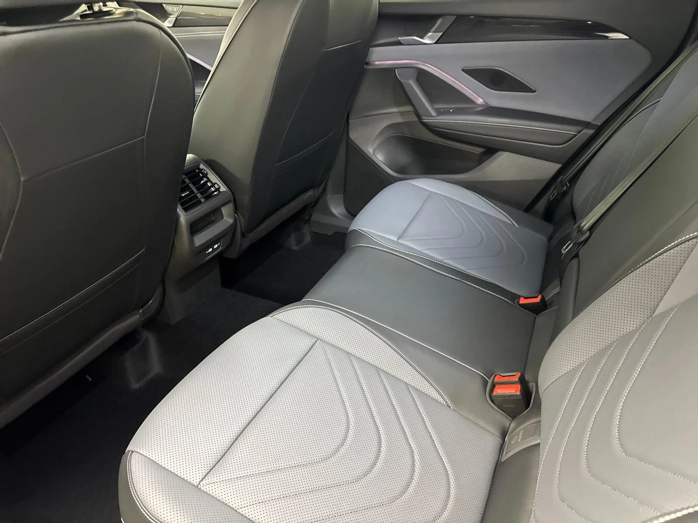 2026 Volkswagen Tiguan SE (3rd Generation North America), 11/20