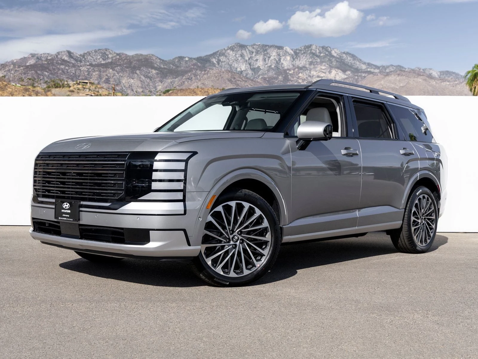 Hyundai Palisade Calligraphy (LX3) · Shimmering Silver · Indigo Auto Group