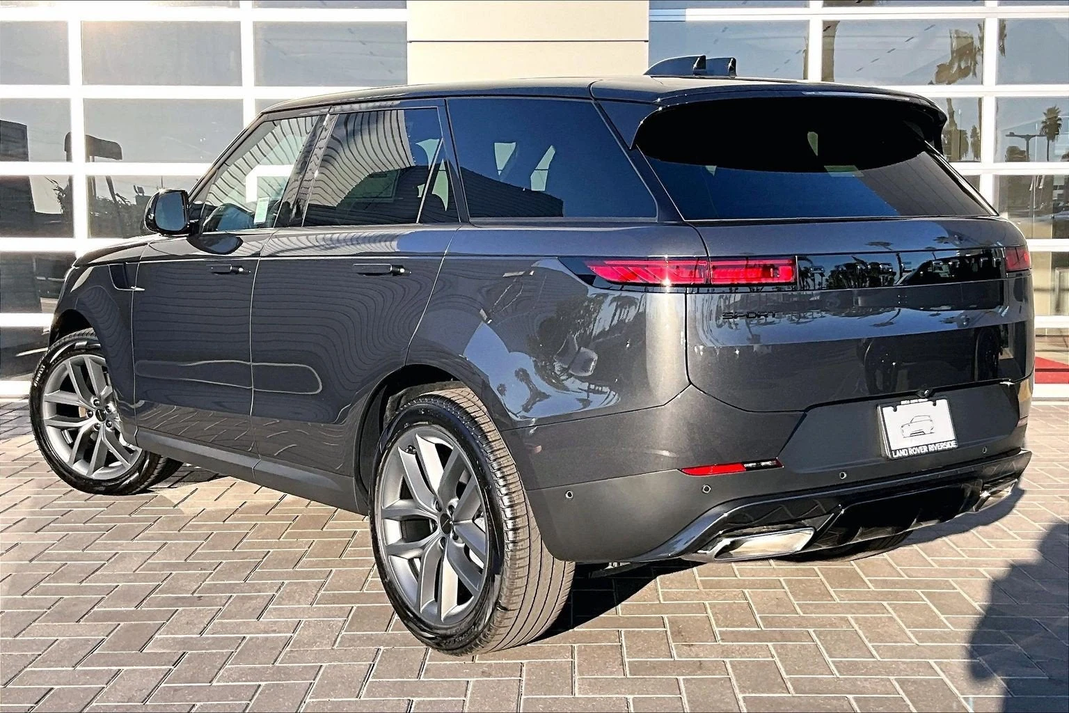 2027 Land Rover Range Rover Sport SE (L461), 3/14