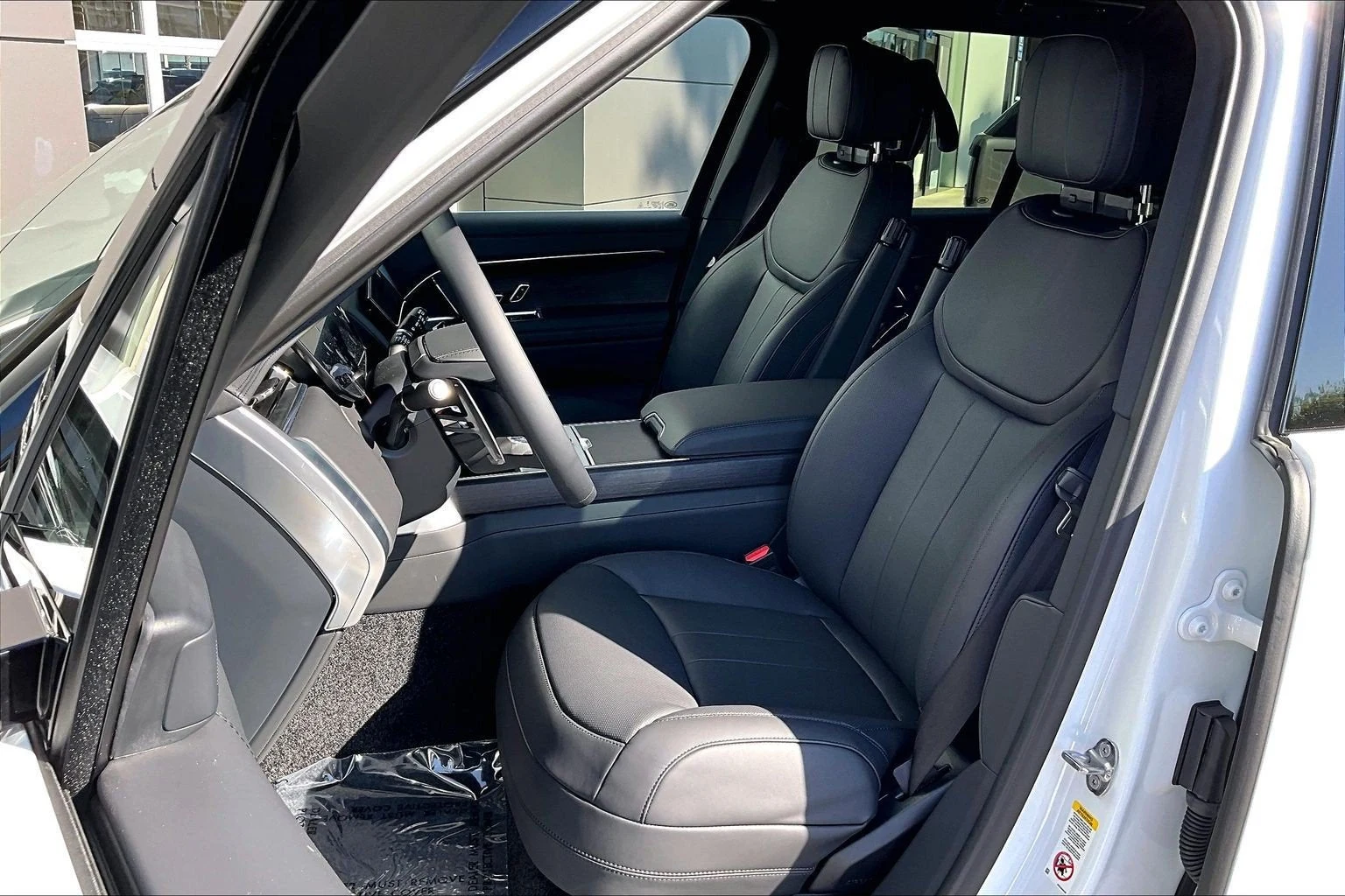 2027 Land Rover Range Rover SE (L460), 9/14