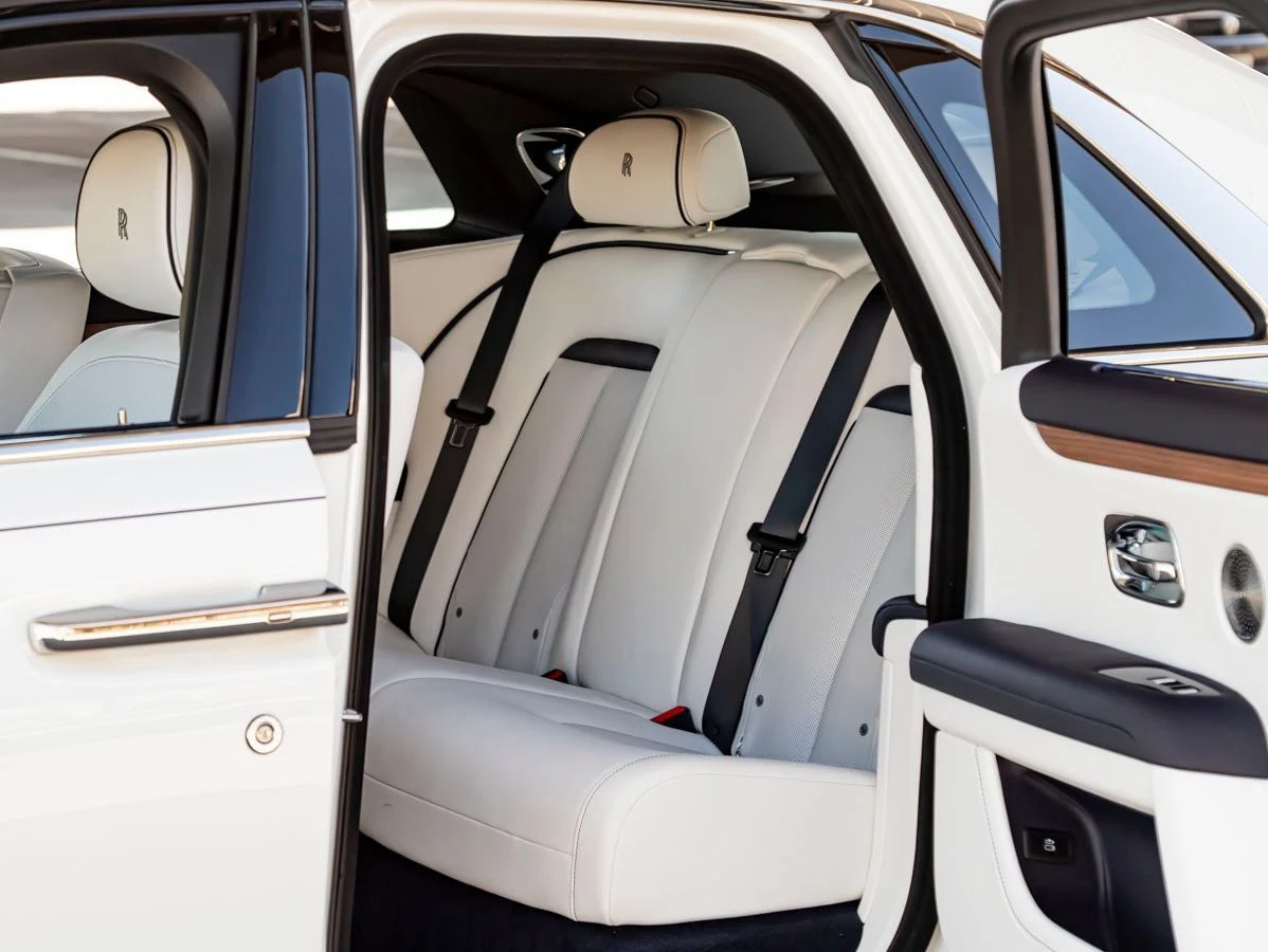 2027 Rolls-Royce Ghost Series II, 8/20