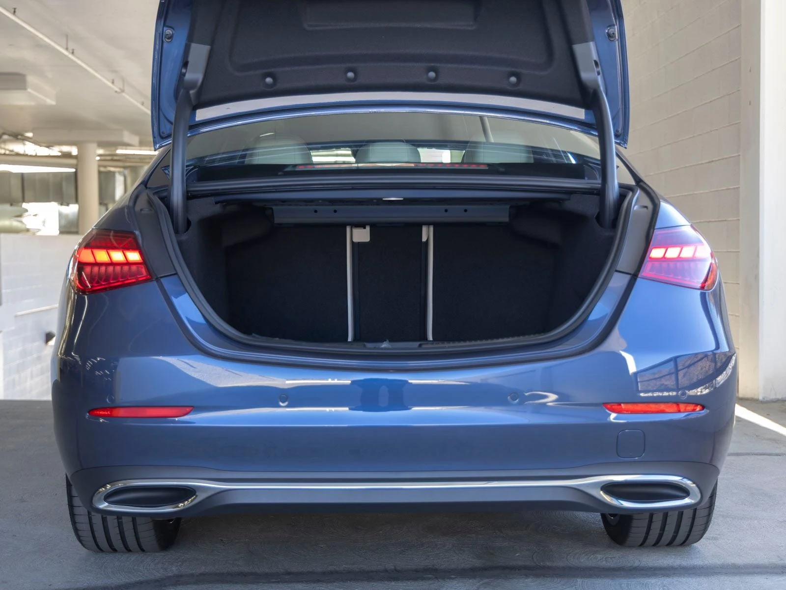 2026 Mercedes-Benz C 300 (W206), 18/20