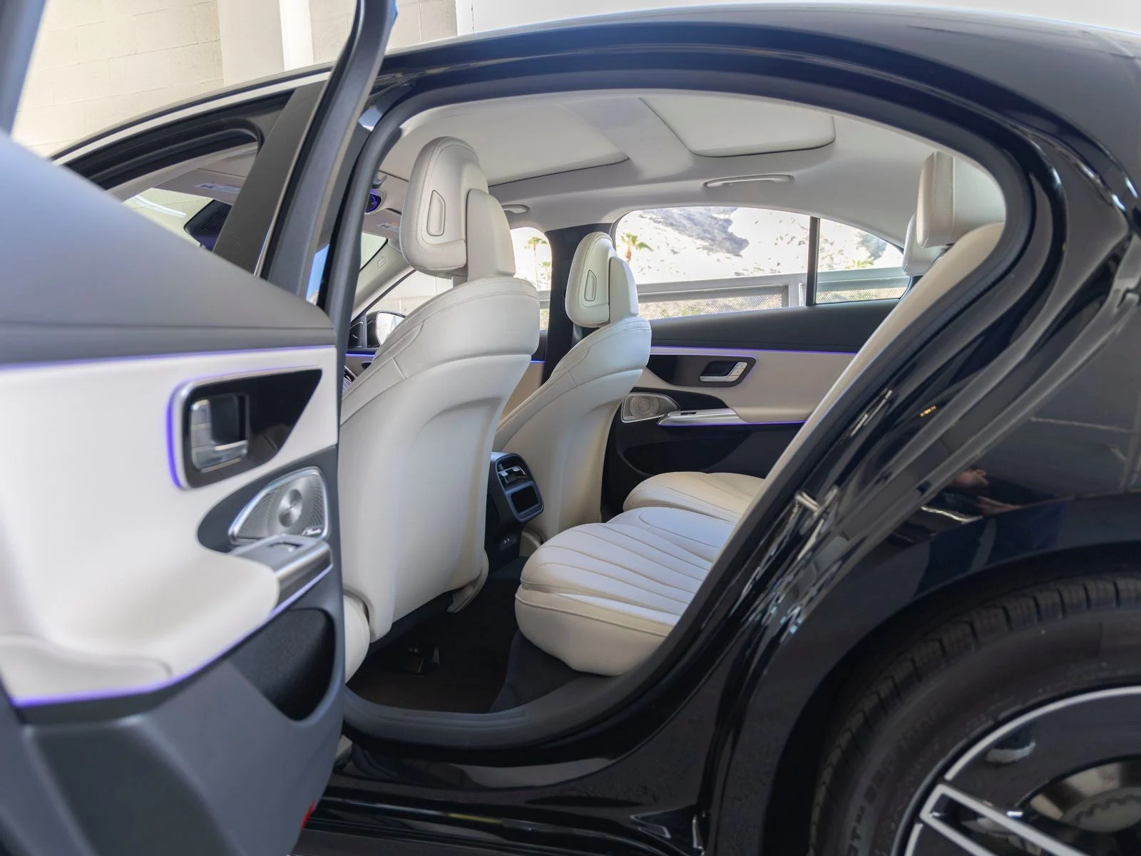 2027 Mercedes-Benz E 450 4MATIC (W214), 19/20