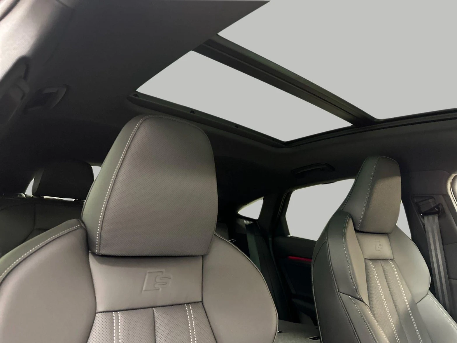 2027 Audi SQ6 e-tron Sportback Prestige, 16/20