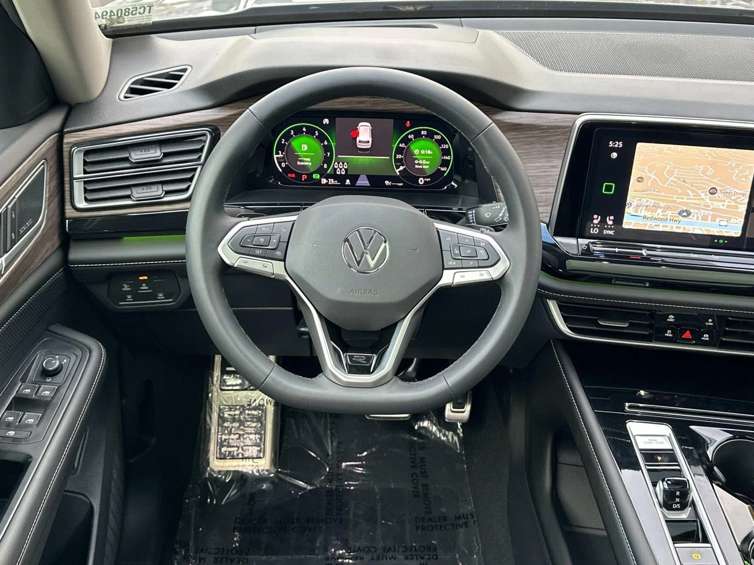 2026 Volkswagen Atlas 2.0T SEL Premium R-Line (2024 Update), 13/20