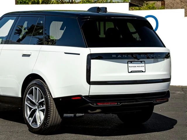 2027 Land Rover Range Rover SE (L460), 10/20