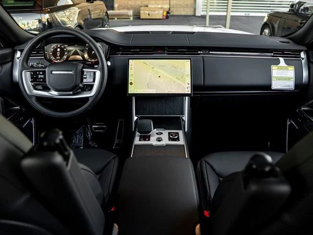 2027 Land Rover Range Rover SE (L460), 18/20