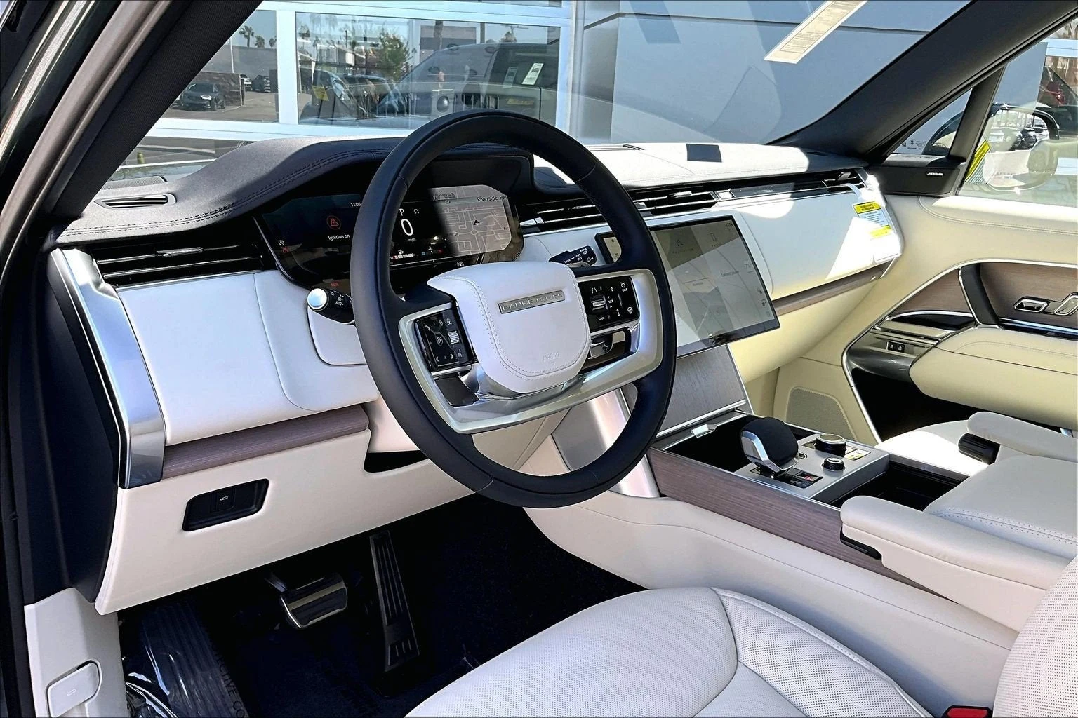 2027 Land Rover Range Rover SE (L460), 5/13