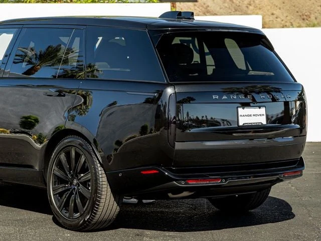 2027 Land Rover Range Rover SE LWB (L460), 10/20