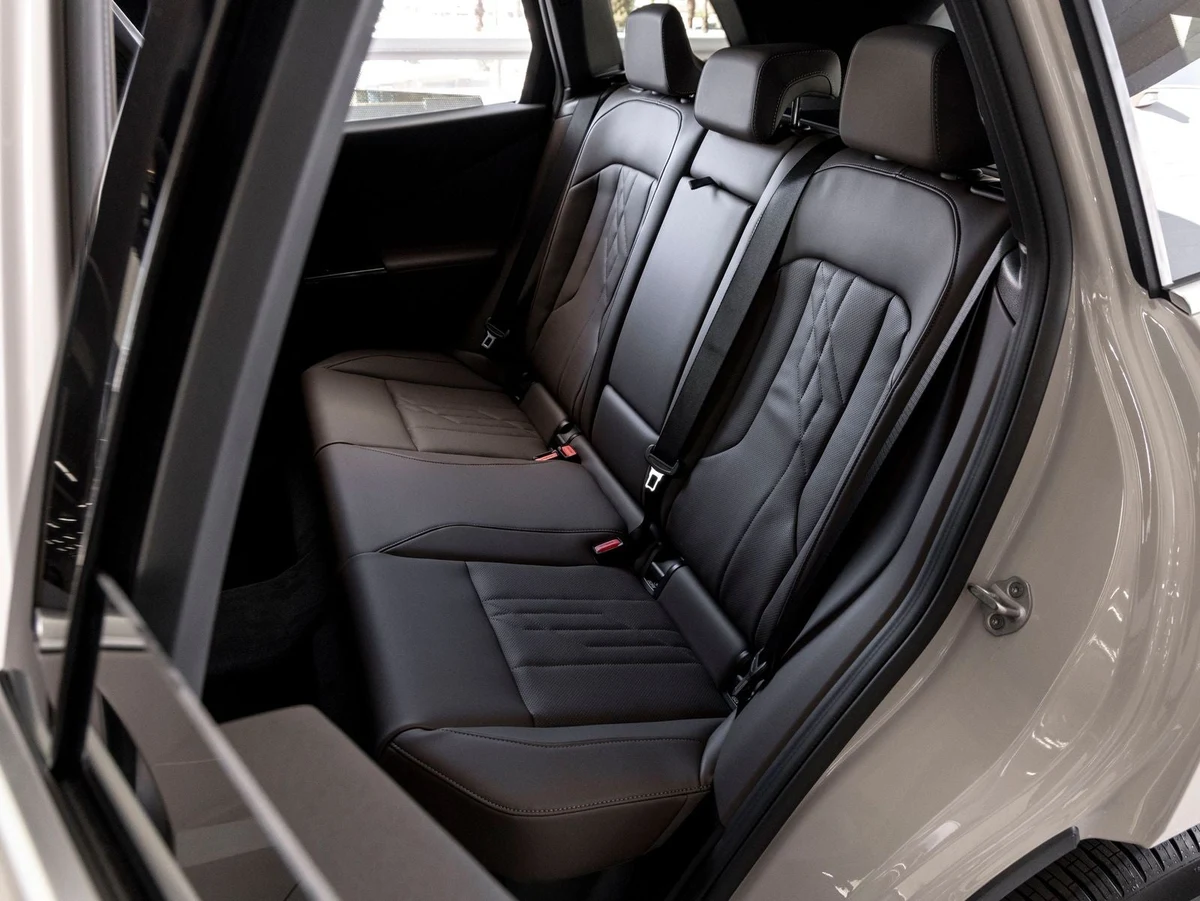 2026 BMW X3 30 xDrive (G45), 19/20