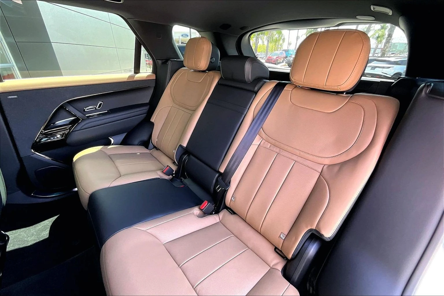 2027 Land Rover Range Rover Sport Plug-In Hybrid Dynamic SE (L461), 10/14