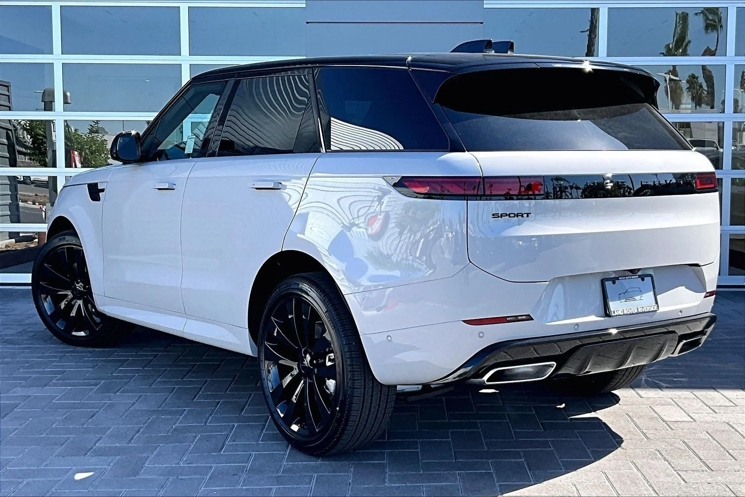 2027 Land Rover Range Rover Sport Dynamic SE (L461), 3/14